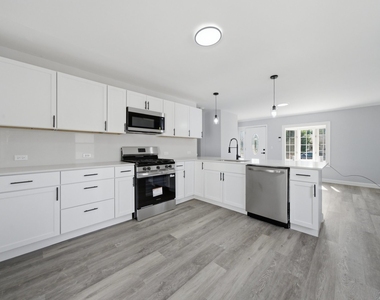 407 Laurel Avenue - Photo Thumbnail 10