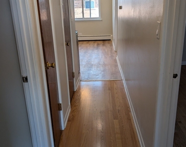 9216 Seymour Avenue - Photo Thumbnail 6