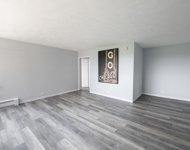 7337 S South Shore Drive - Photo Thumbnail 6