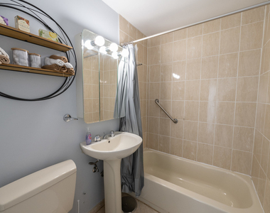 7337 S South Shore Drive - Photo Thumbnail 9