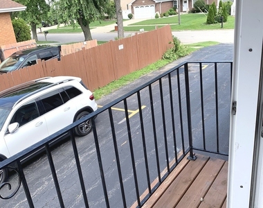 7300 S 78th Avenue - Photo Thumbnail 9