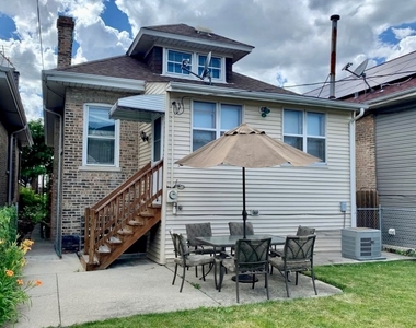 1819 East Avenue - Photo Thumbnail 11