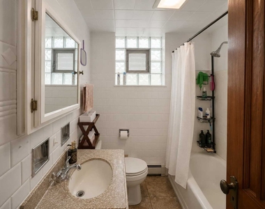 1819 East Avenue - Photo Thumbnail 7