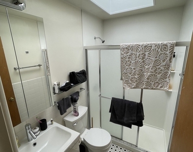 1326 Chicago Avenue - Photo Thumbnail 10