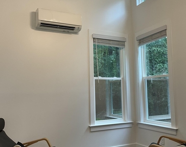 107 D Hillcrest Avenue - Photo Thumbnail 7