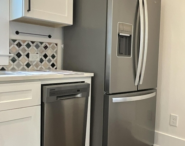 107 D Hillcrest Avenue - Photo Thumbnail 4