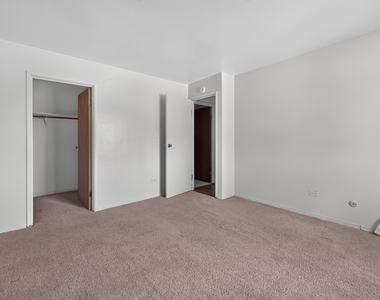 824 W College Boulevard - Photo Thumbnail 9