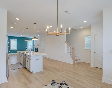 6403 Taylor Road - Photo Thumbnail 7