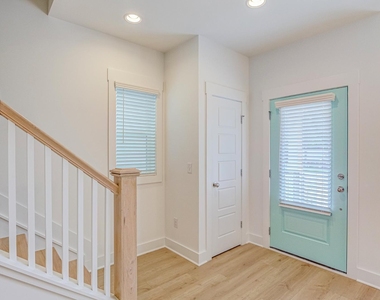 6403 Taylor Road - Photo Thumbnail 2