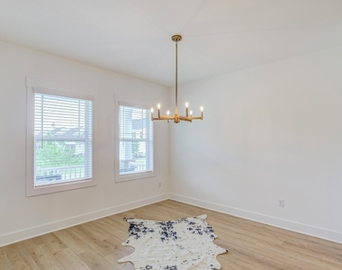 6403 Taylor Road - Photo Thumbnail 8