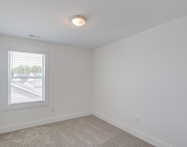 6403 Taylor Road - Photo Thumbnail 24