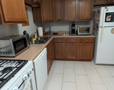 10353 Dearlove Road - Photo Thumbnail 3