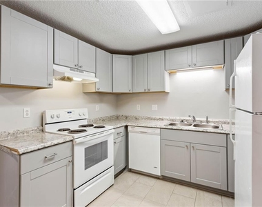 6362 Wedgeview Court - Photo Thumbnail 10