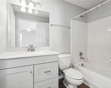 6362 Wedgeview Court - Photo Thumbnail 19