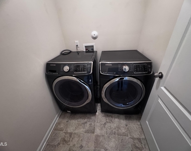 3303 Colorcott Street - Photo Thumbnail 13