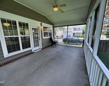 3303 Colorcott Street - Photo Thumbnail 3