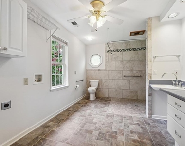 2565 Chestea Drive Ne - Photo Thumbnail 8