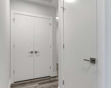 1604 N Richmond Street - Photo Thumbnail 1
