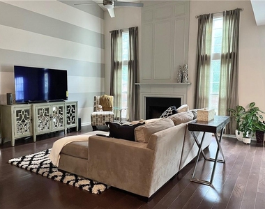 2584 Alvecot Circle Se - Photo Thumbnail 16