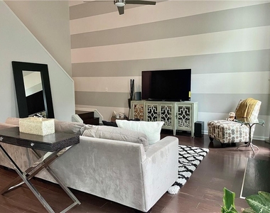 2584 Alvecot Circle Se - Photo Thumbnail 18