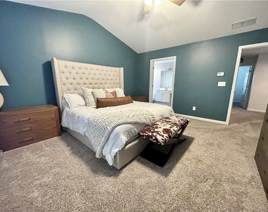 2584 Alvecot Circle Se - Photo Thumbnail 9