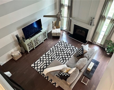 2584 Alvecot Circle Se - Photo Thumbnail 17