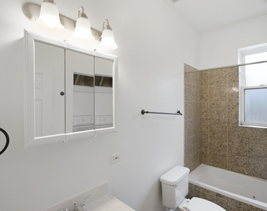3760 W Fullerton Avenue - Photo Thumbnail 7