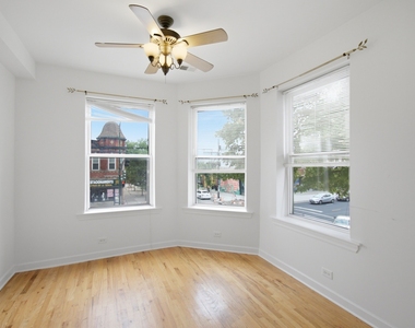 3760 W Fullerton Avenue - Photo Thumbnail 3