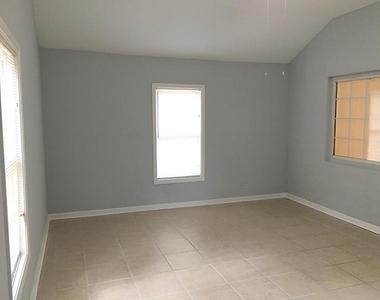 2515 Freemans Walk Drive - Photo Thumbnail 11
