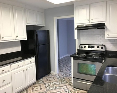 2515 Freemans Walk Drive - Photo Thumbnail 13