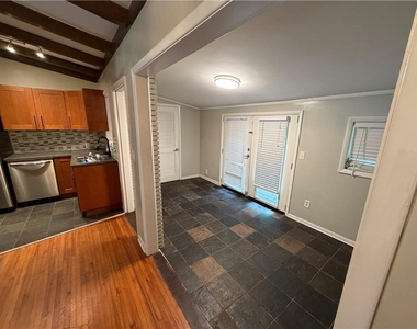 1847 Dorsey Avenue - Photo Thumbnail 10