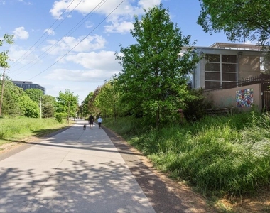 821 Ralph Mcgill Boulevard Ne - Photo Thumbnail 26