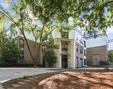 821 Ralph Mcgill Boulevard Ne - Photo Thumbnail 19