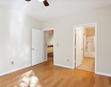 821 Ralph Mcgill Boulevard Ne - Photo Thumbnail 8