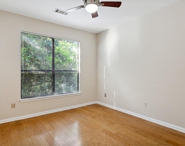 821 Ralph Mcgill Boulevard Ne - Photo Thumbnail 10