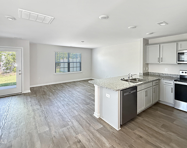 2301 Gracie Lane - Photo Thumbnail 6