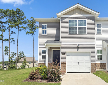 2301 Gracie Lane - Photo Thumbnail 2