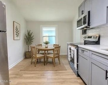 1224 Kennard Street - Photo Thumbnail 7