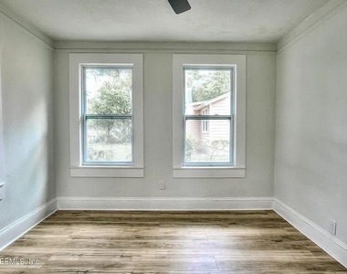 1224 Kennard Street - Photo Thumbnail 5