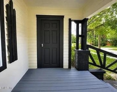 1224 Kennard Street - Photo Thumbnail 2