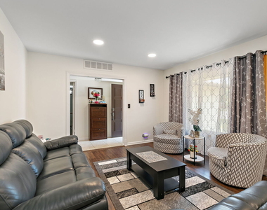 1037 Conrad Court - Photo Thumbnail 2