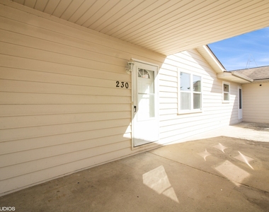 230 Maple Street - Photo Thumbnail 2