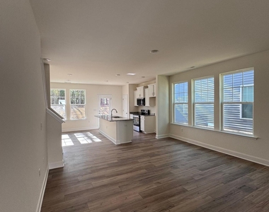 6320 Lady Eliza Lane - Photo Thumbnail 3