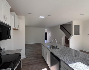 6320 Lady Eliza Lane - Photo Thumbnail 7