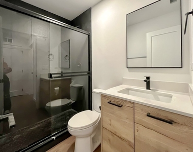 3710 N Kenmore Avenue - Photo Thumbnail 7