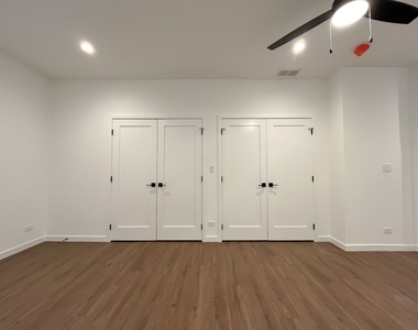 3710 N Kenmore Avenue - Photo Thumbnail 11