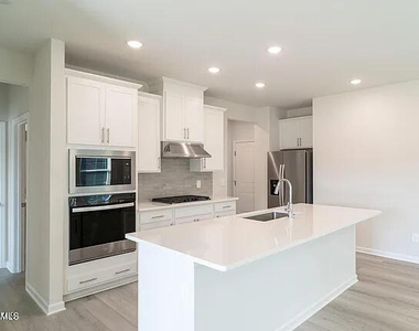 793 Red River Drive - Photo Thumbnail 12