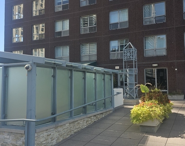 474 N Lake Shore Drive - Photo Thumbnail 27