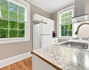 407 Coolidge Street - Photo Thumbnail 11