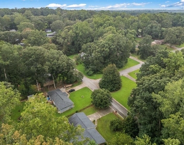 6207 Moss Drive - Photo Thumbnail 32